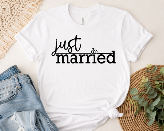 Just Married T-Shirt | Matching Bride & Groom Shirt | Wedding Gift Tee